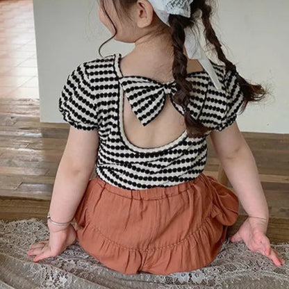 חולצת פסים עם פתח מאחורה  ופפיון - דנה